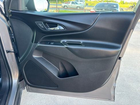 Used 2019 Chevrolet Equinox LT image 20