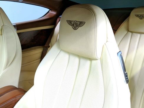Used 2012 Bentley Continental GT image 26