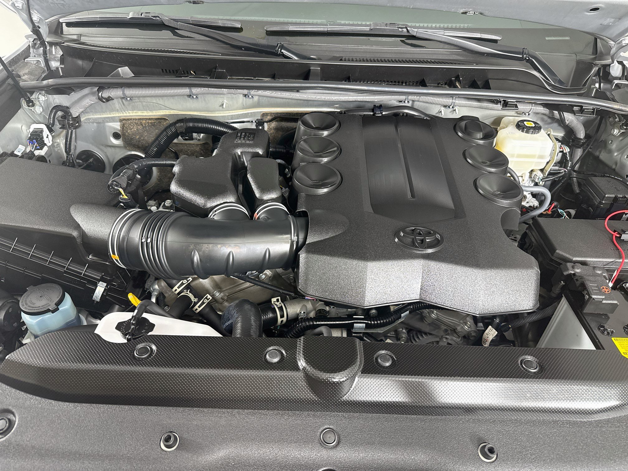 Certified 2022 Toyota 4Runner SR5 AWD/4WD image 30
