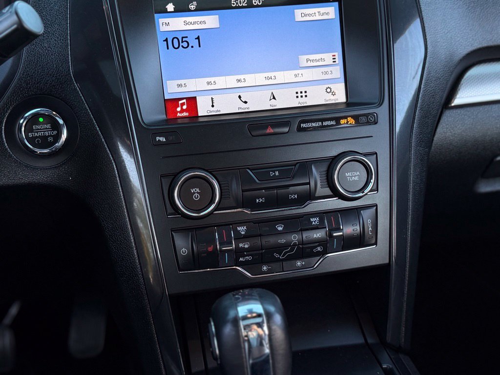 Used 2019 Ford Explorer XLT w/ Equipment Group 202A AWD/4WD image 27