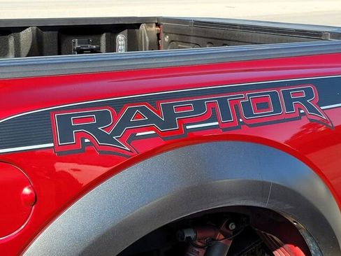 Used 2019 Ford F150 Raptor w/ Equipment Group 802A Luxury image 9