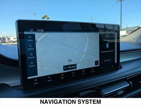 Used 2023 Lincoln Nautilus Reserve w/ Monochromatic Package image 17