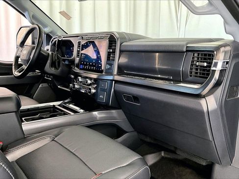 Used 2024 Ford F250 Lariat w/ Sport Appearance Package image 28