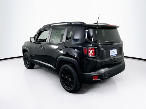Used 2022 Jeep Renegade Altitude w/ Convenience Group AWD/4WD image 7