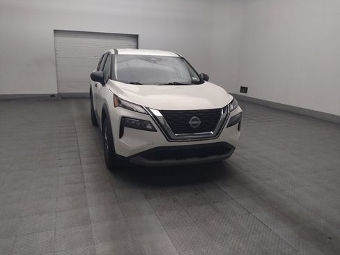 Used 2023 Nissan Rogue S FWD image 13