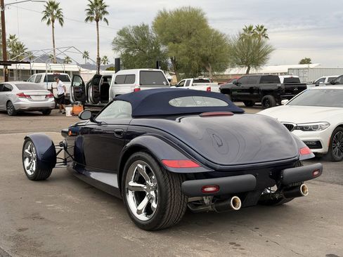Used 2001 Chrysler Prowler image 8