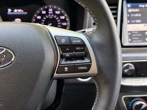 Used 2019 Hyundai Sonata Limited w/ Ultimate Package 04 FWD image 22