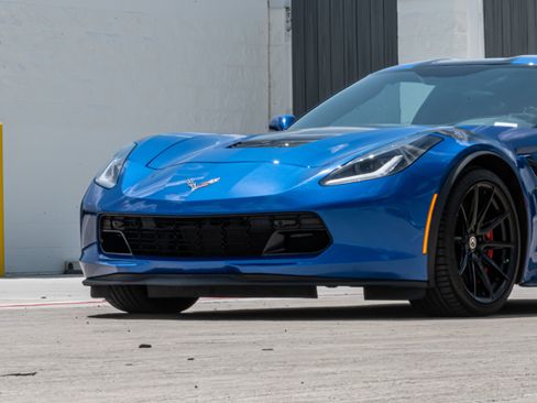 Used 2019 Chevrolet Corvette Grand Sport RWD image 39