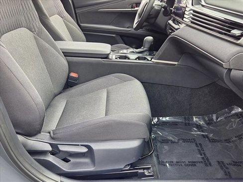 Used 2025 Toyota Camry LE image 20