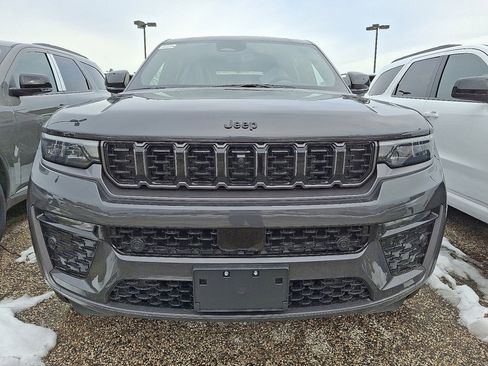 New 2026 Jeep Grand Cherokee Limited image 2