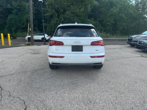 Used 2018 Audi Q5 2.0T Premium Plus w/ Premium Plus Package AWD/4WD image 6