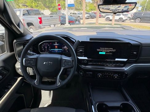 New 2026 Chevrolet Silverado 2500 ZR2 AWD/4WD image 16