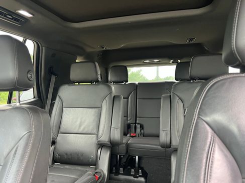 Used 2021 Chevrolet Tahoe LT w/ LT Signature Package image 41