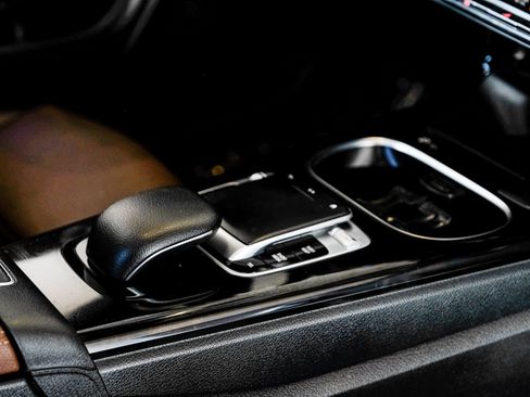 Used 2020 Mercedes-Benz CLA 250 image 22