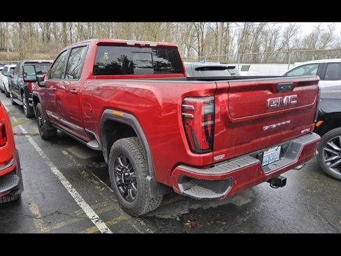 Used 2025 GMC Sierra 2500 AT4 w/ AT4 Premium Plus Package image 2