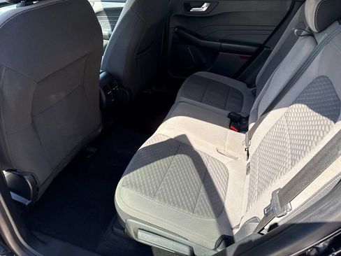 Used 2021 Ford Escape SE w/ SE Sport Appearance Package FWD image 11