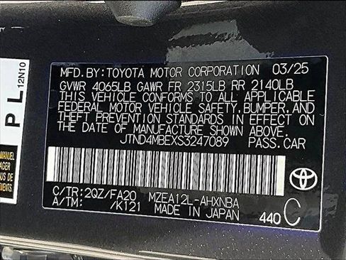 Used 2025 Toyota Corolla SE FWD image 30