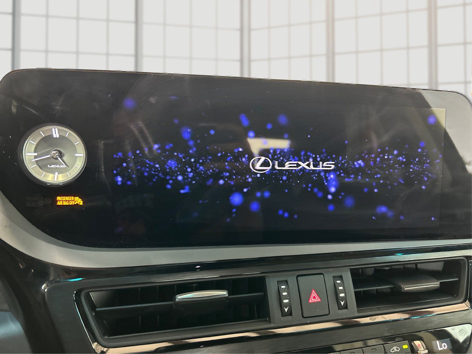 Used 2025 Lexus ES 350 w/ Accessory Package (Z1) FWD image 13