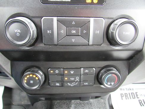 Used 2020 Ford F350 XL w/ Power Equipment Group image 16