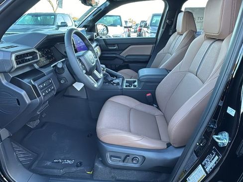 Used 2026 Toyota 4Runner Limited image 18