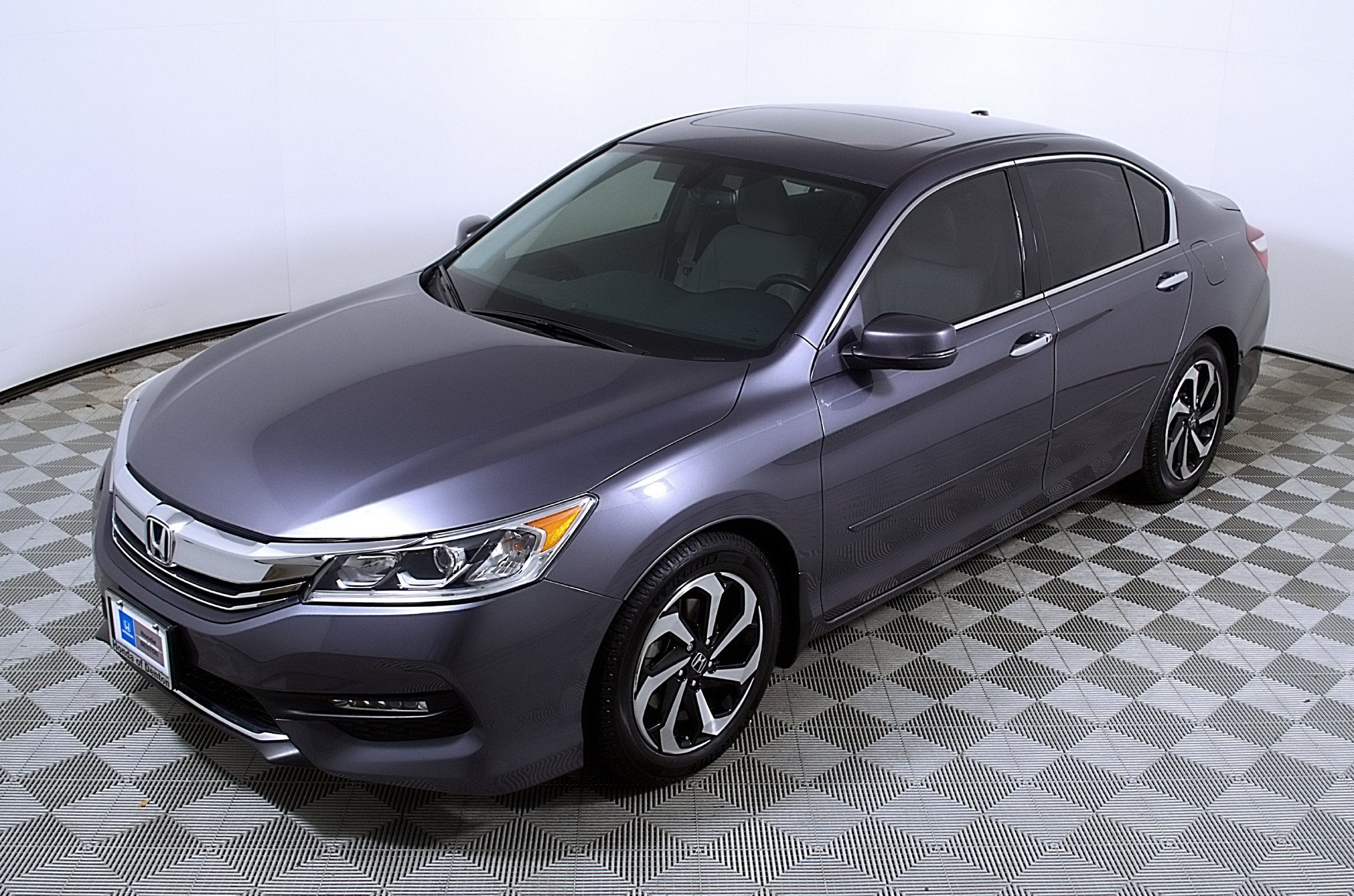 Used 2016 Honda Accord EX-L image 3
