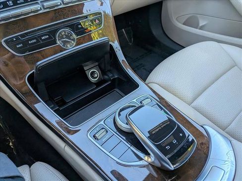 Used 2015 Mercedes-Benz C 300 4MATIC Sedan image 12