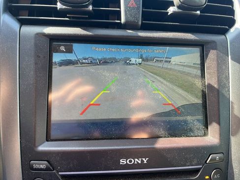 Used 2016 Ford Fusion Titanium image 9