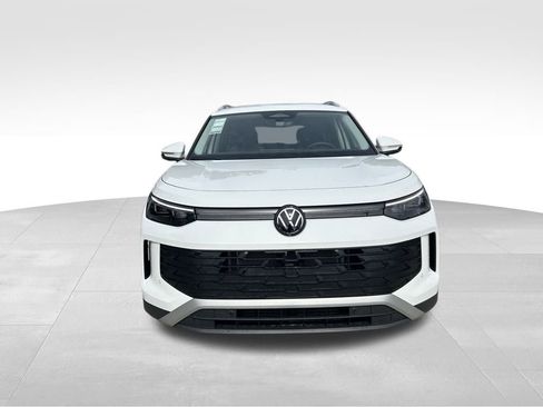 New 2026 Volkswagen Tiguan S FWD image 8