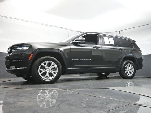 Used 2023 Jeep Grand Cherokee L Limited image 36