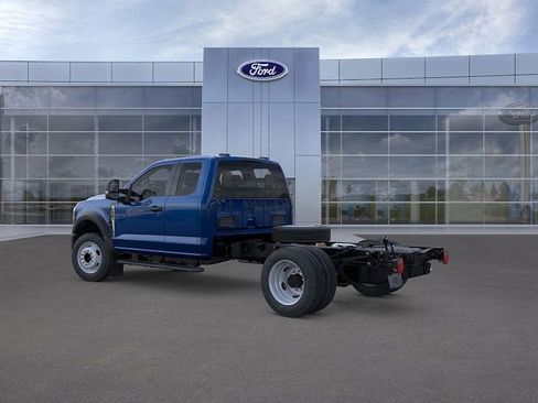 New 2026 Ford F550 4x4 Supercab Super Duty image 4