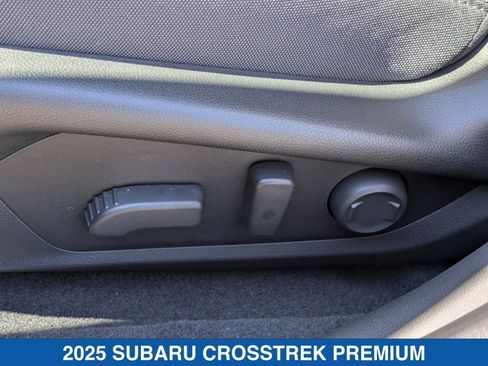 Certified 2025 Subaru Crosstrek 2.0i Premium image 8