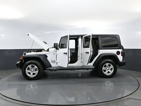 Used 2018 Jeep Wrangler Unlimited Sport S AWD/4WD image 30