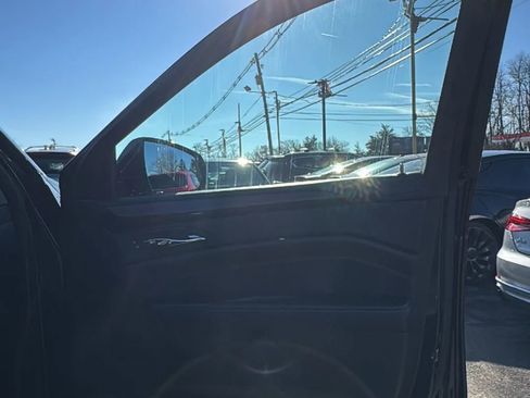 Used 2016 Cadillac SRX Luxury w/ Driver Awareness Package image 15