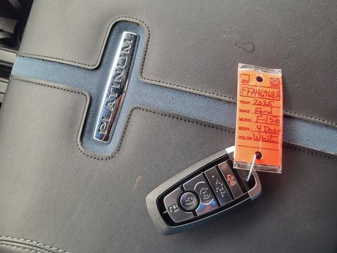 Used 2025 Ford F150 Platinum AWD/4WD image 24