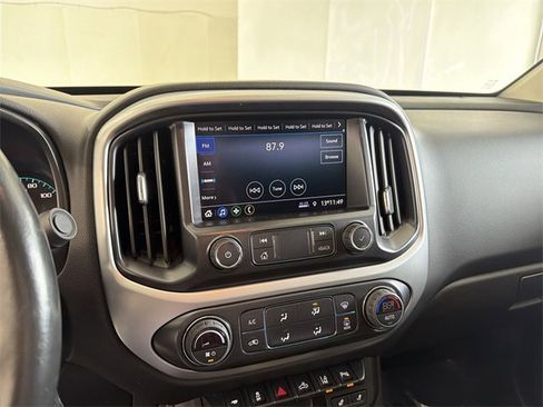 Certified 2022 Chevrolet Colorado LT w/ Luxury Package image 23