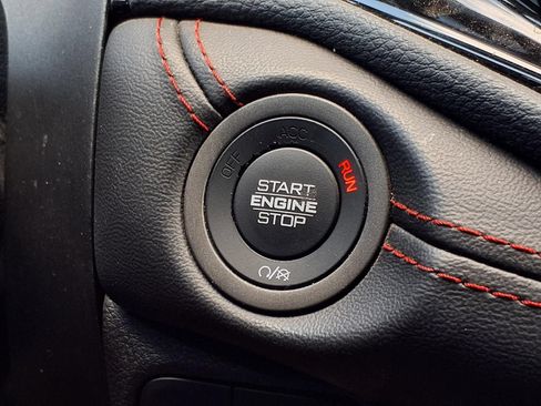 Used 2024 Dodge Durango GT AWD/4WD image 8