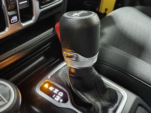 Used 2020 Jeep Wrangler Unlimited Sport S image 9