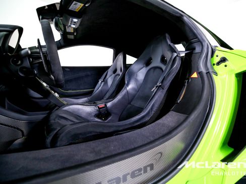 Used 2016 McLaren 675LT Coupe image 11