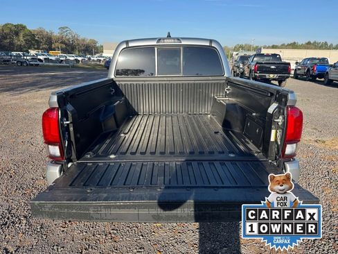 Used 2023 Toyota Tacoma SR AWD/4WD image 24