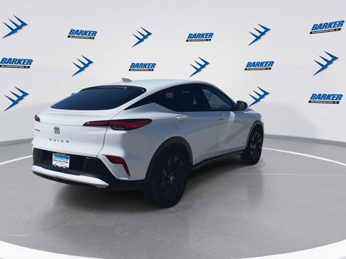 New 2026 Buick Envista Sport Touring image 9