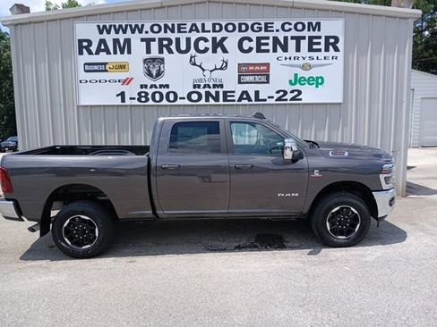 New 2026 RAM 2500 Laramie AWD/4WD image 2