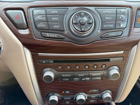 Used 2019 Nissan Pathfinder Platinum w/ Cargo Package FWD image 29