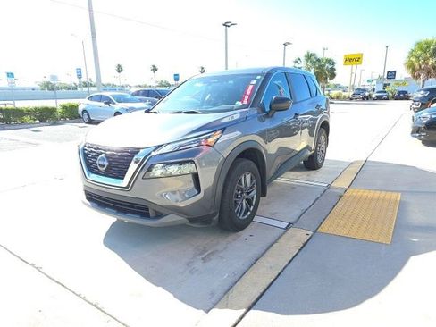 Used 2023 Nissan Rogue S AWD/4WD image 8