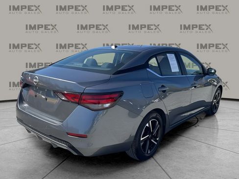 Used 2025 Nissan Sentra SV image 5