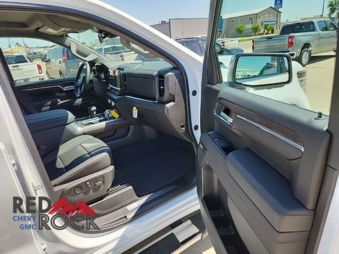 New 2025 GMC Sierra 1500 SLT w/ SLT Premium Package image 15