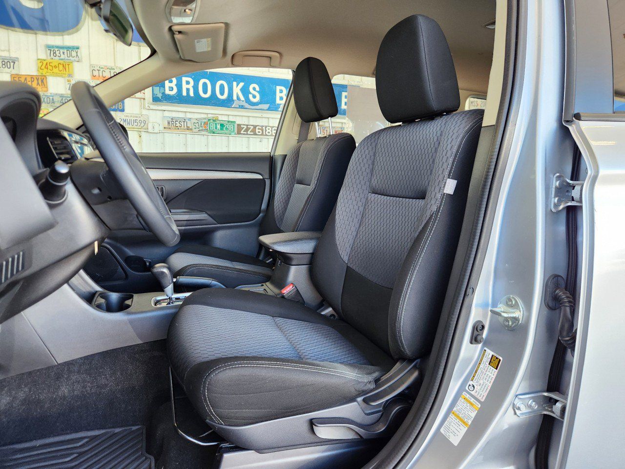 Used 2015 Mitsubishi Outlander ES FWD image 4