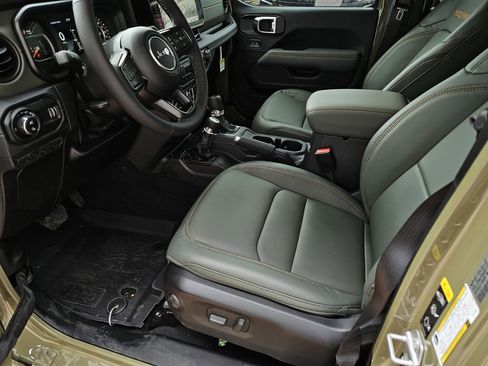New 2026 Jeep Gladiator Mojave AWD/4WD image 14