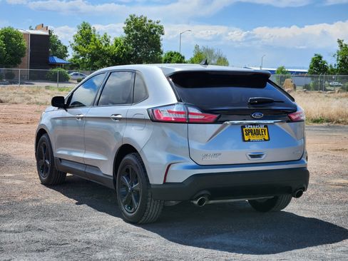 Used 2020 Ford Edge SE w/ Cargo Accessory Package FWD image 3