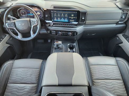 Used 2023 Chevrolet Silverado 1500 ZR2 image 23