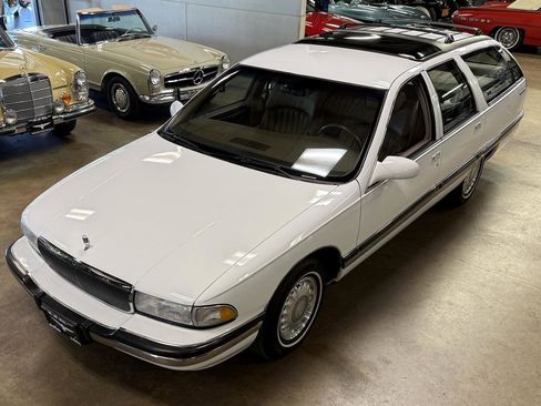 Used 1995 Buick Roadmaster Estate RWD image 11